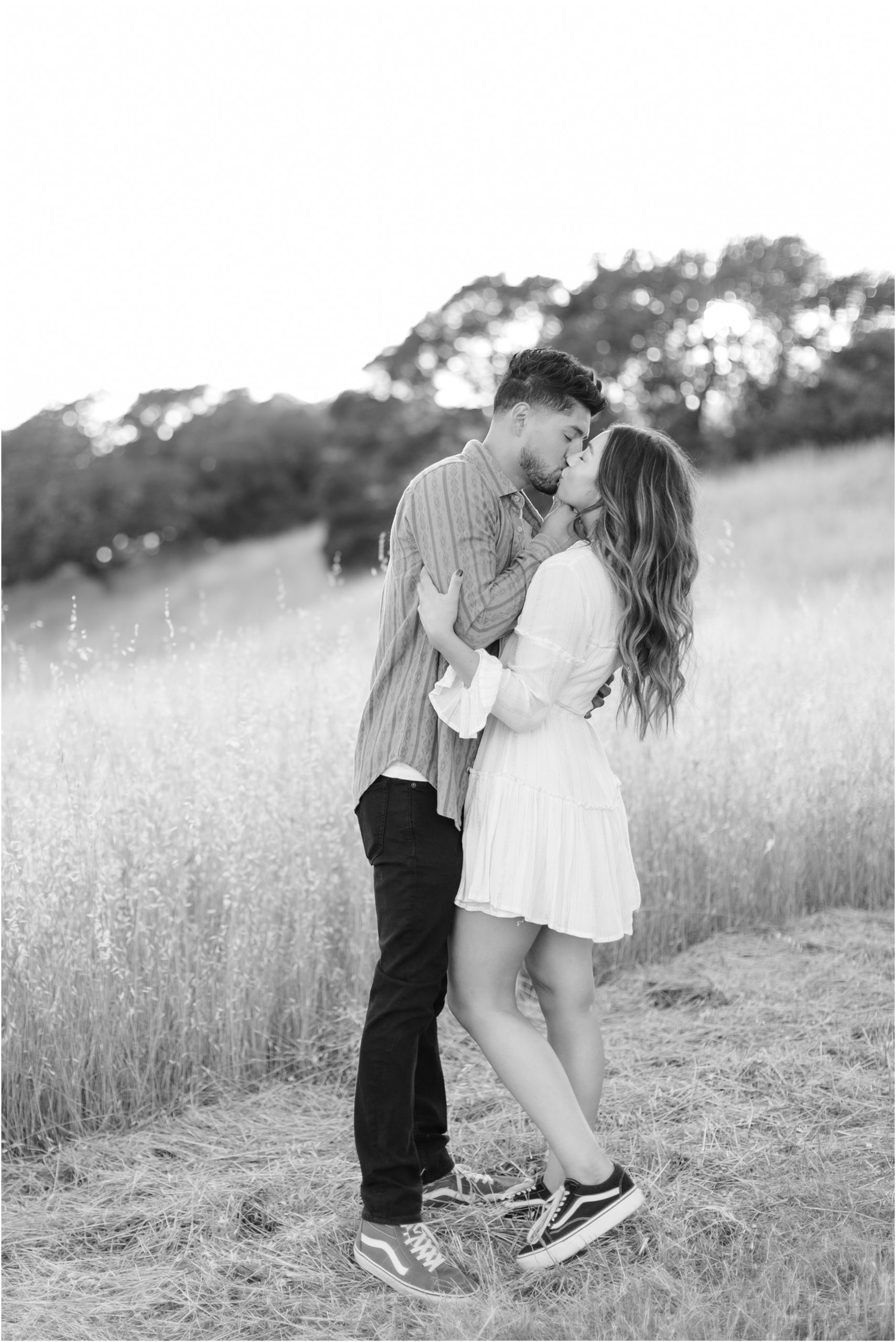 fun and outgoing couples session during the summer at helen putnam regional park